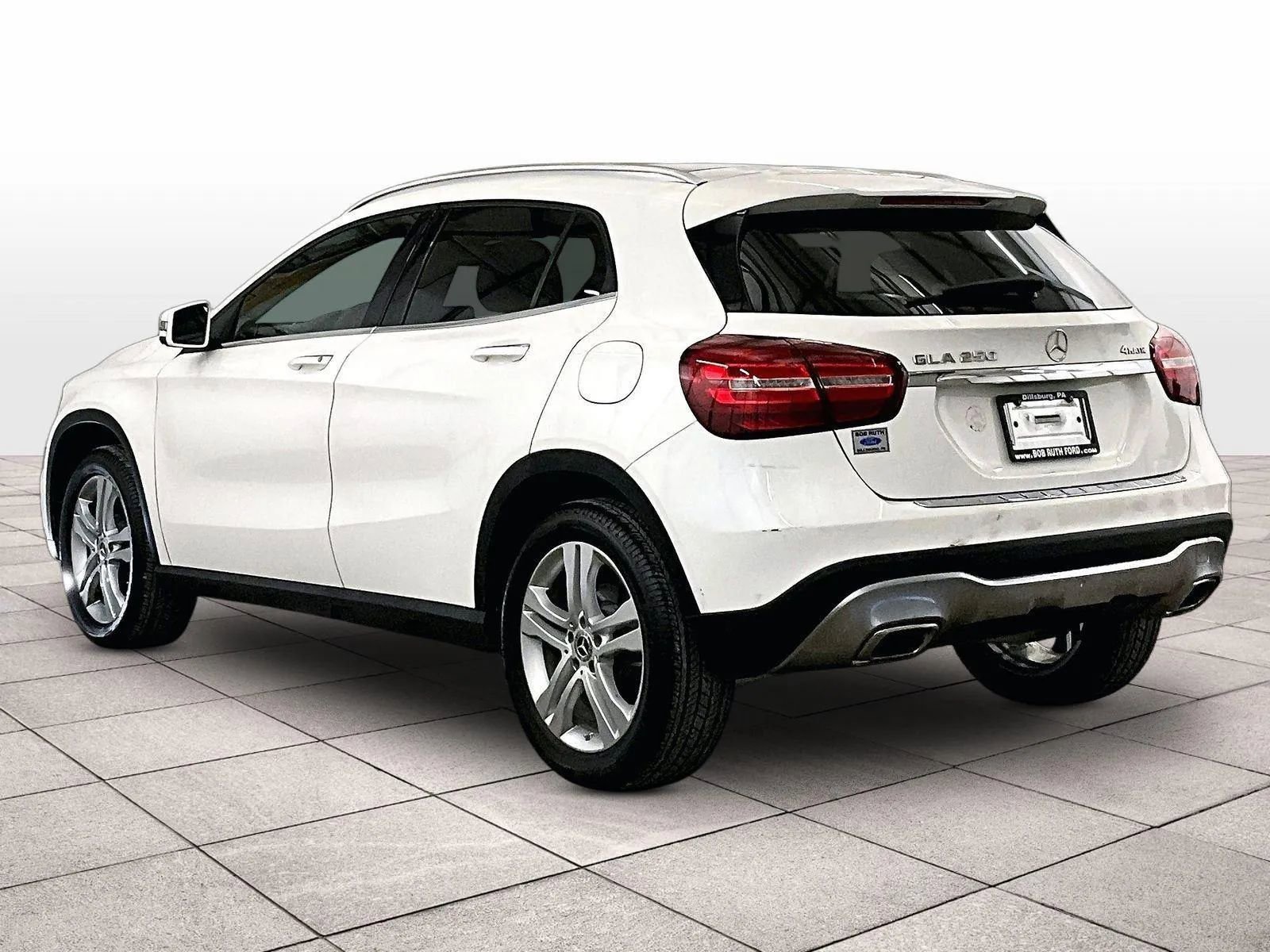 Used 2020 Mercedes-Benz GLA 250 4MATIC image 10