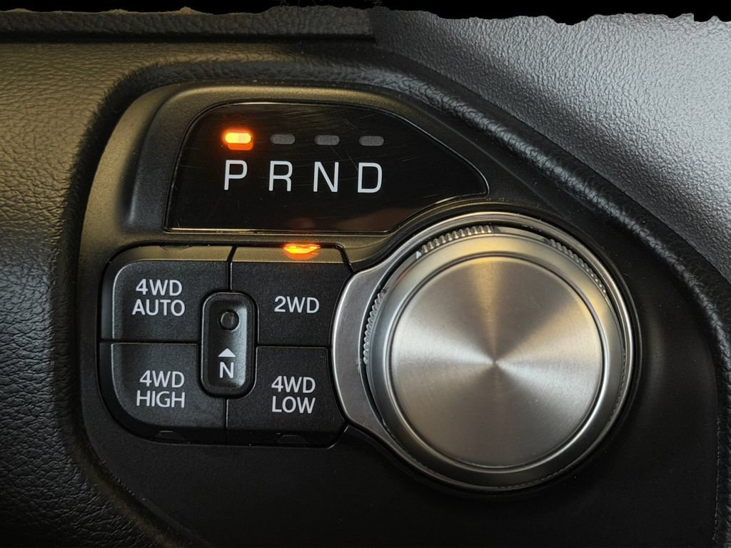 Used 2021 RAM 1500 Laramie w/ Sport Appearance Package AWD/4WD image 31