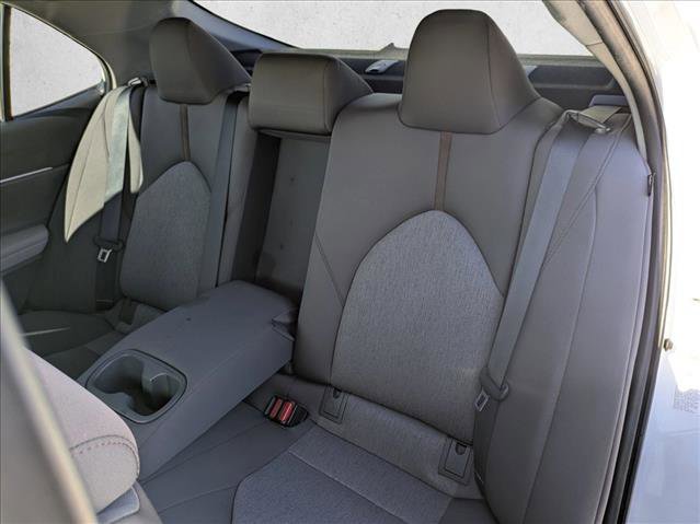 Used 2019 Toyota Camry LE image 14