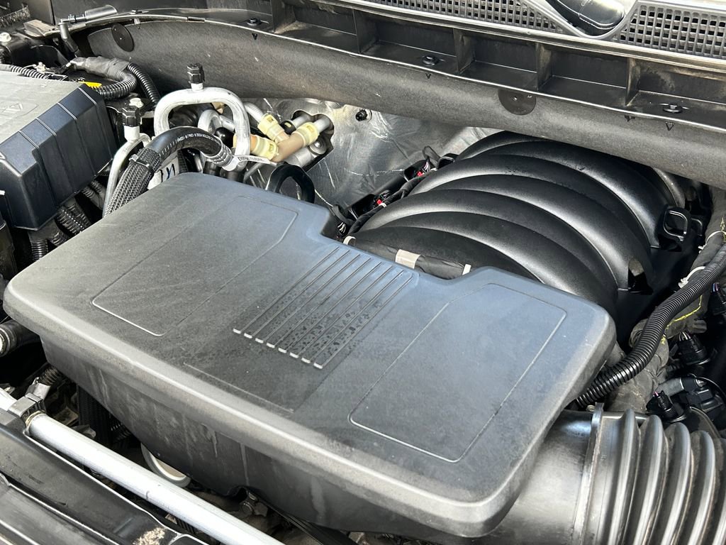 Used 2025 GMC Yukon Denali w/ Sun & Power Step Package AWD/4WD image 38