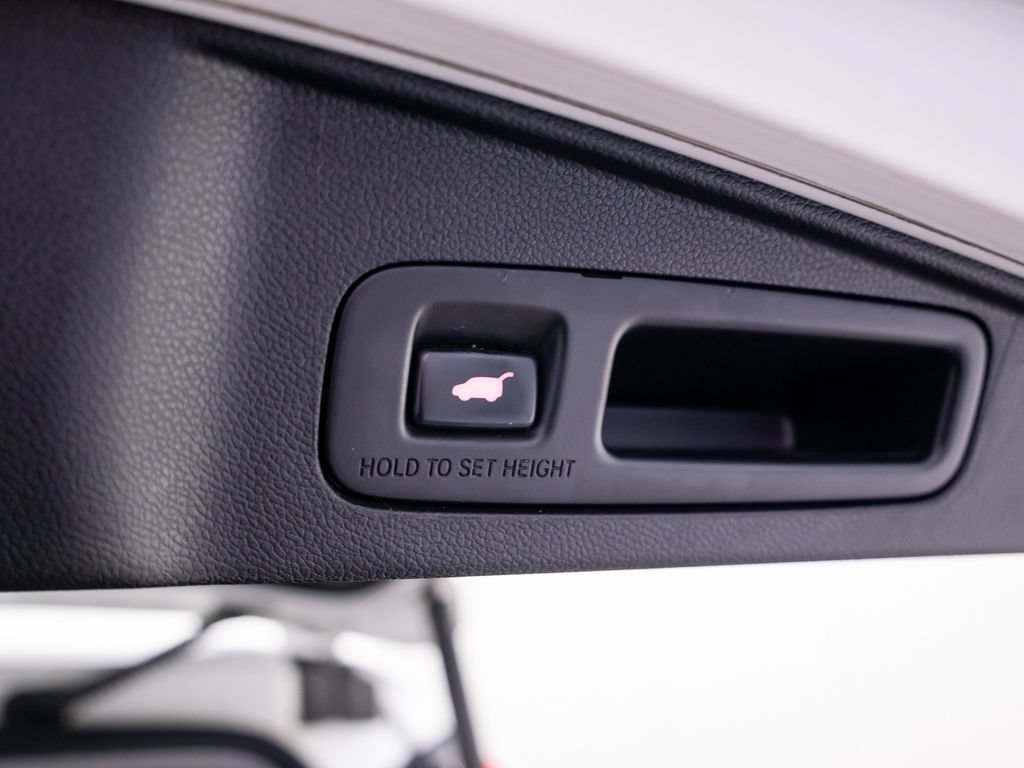 Certified 2018 Honda CR-V Touring image 37