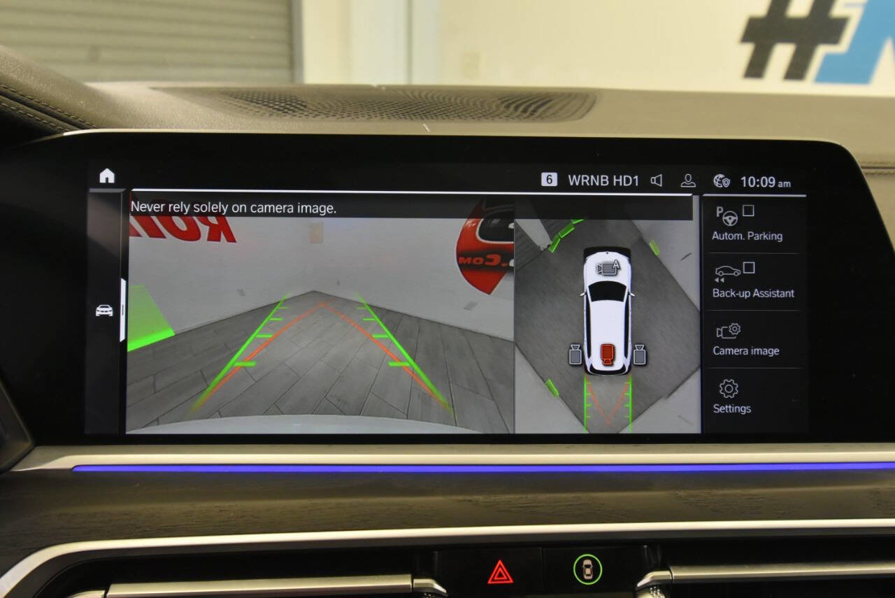 Used 2019 BMW X7 xDrive40i w/ Parking Assistance Package image 24