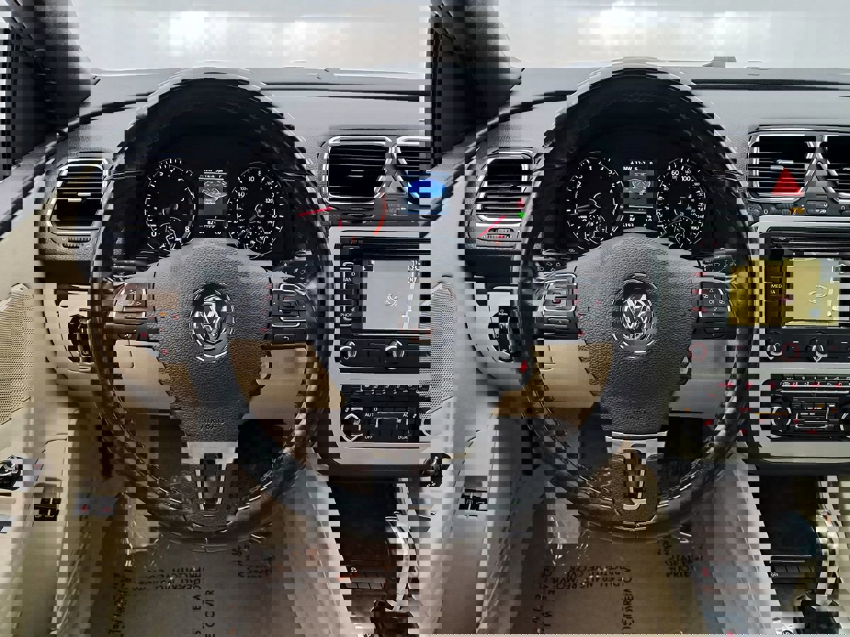 Used 2012 Volkswagen Eos Lux image 17