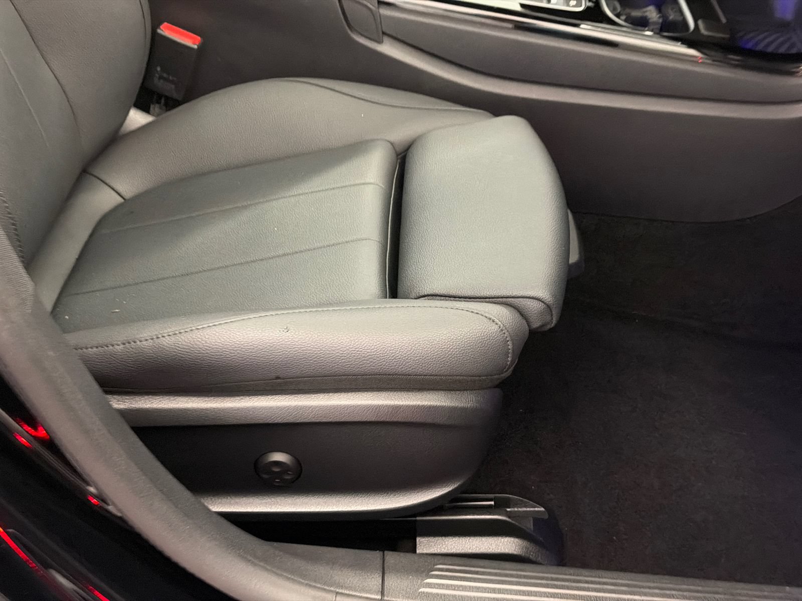 Used 2025 Mercedes-Benz CLA 250 image 10