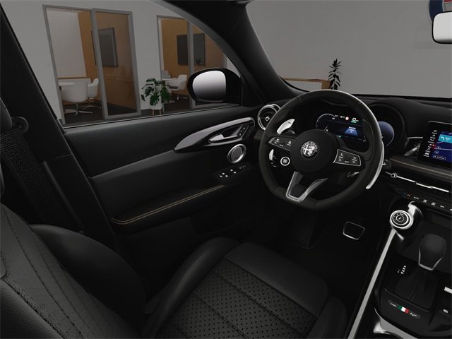 New 2025 Alfa Romeo Tonale w/ Premium Package image 18