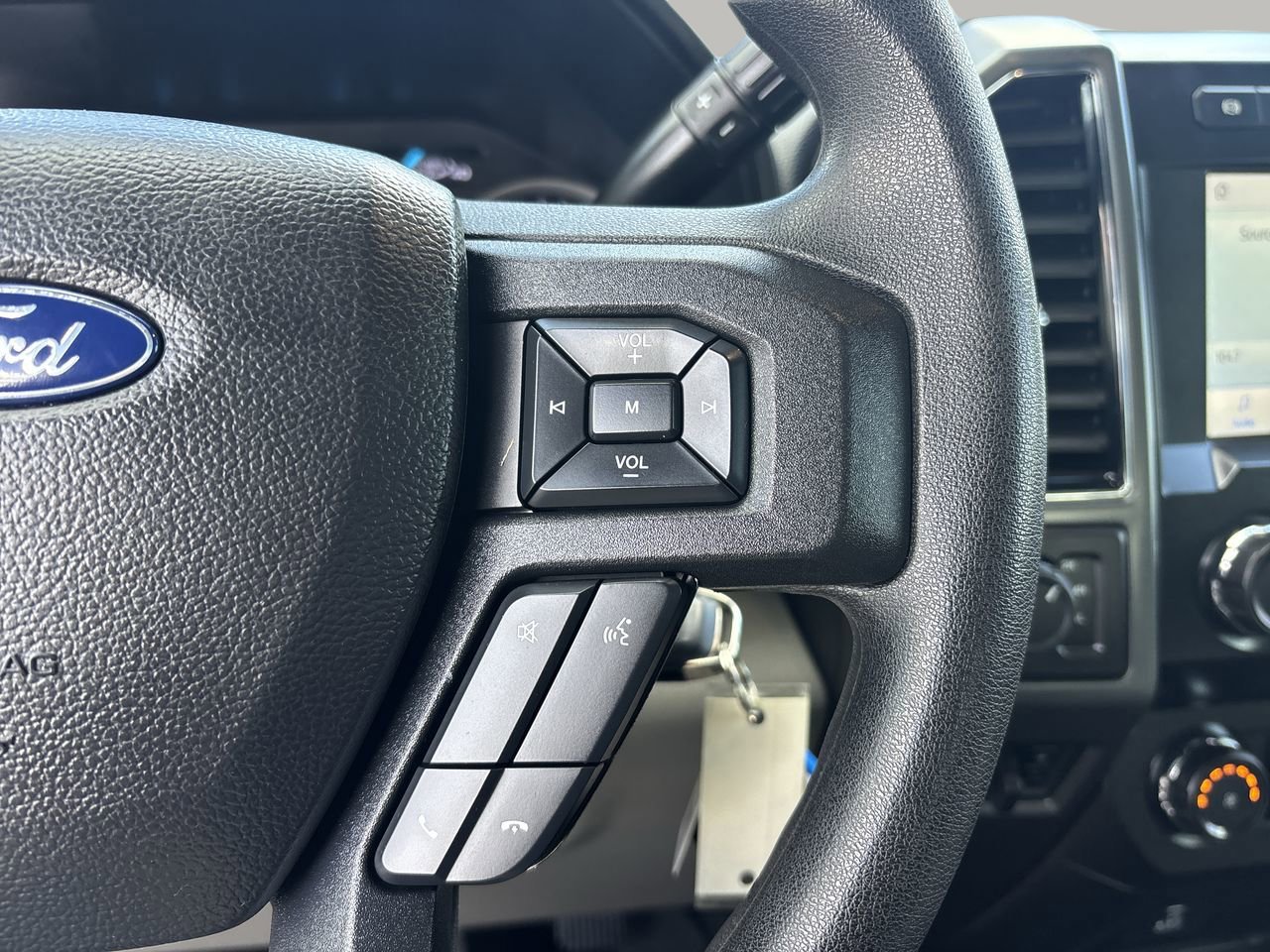 Used 2020 Ford F350 XLT image 28