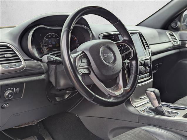 Used 2021 Jeep Grand Cherokee Laredo X AWD/4WD image 10