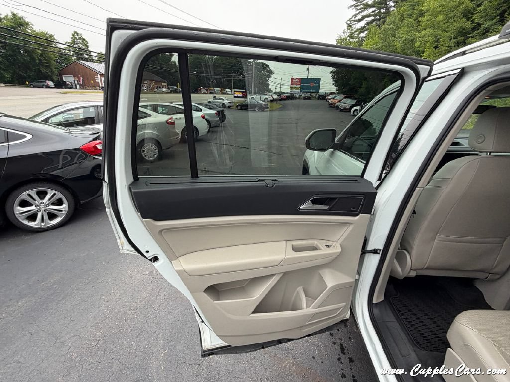 Used 2018 Volkswagen Atlas SEL Premium AWD/4WD image 11