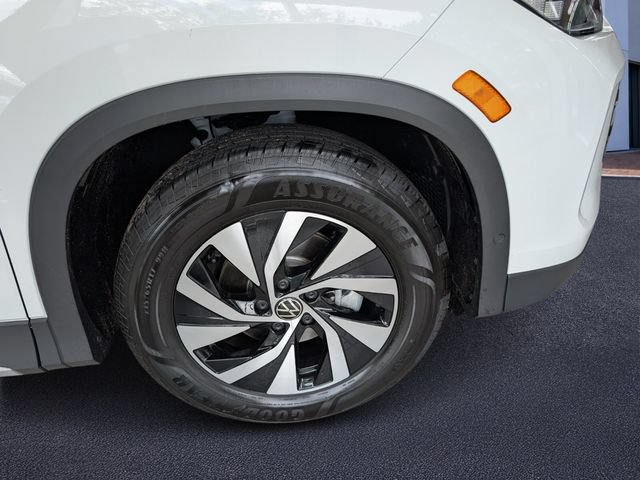 New 2026 Volkswagen Tiguan S FWD image 8