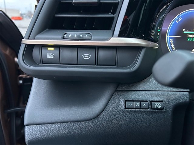 Used 2026 Toyota Crown Platinum image 33