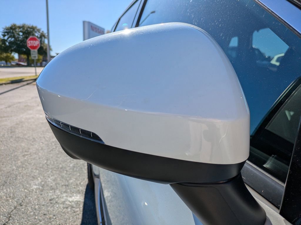 Certified 2023 Nissan Rogue SL w/ SL Premium Package image 13