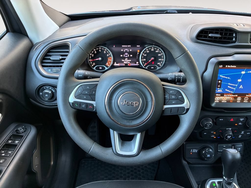 Used 2023 Jeep Renegade Latitude AWD/4WD image 12