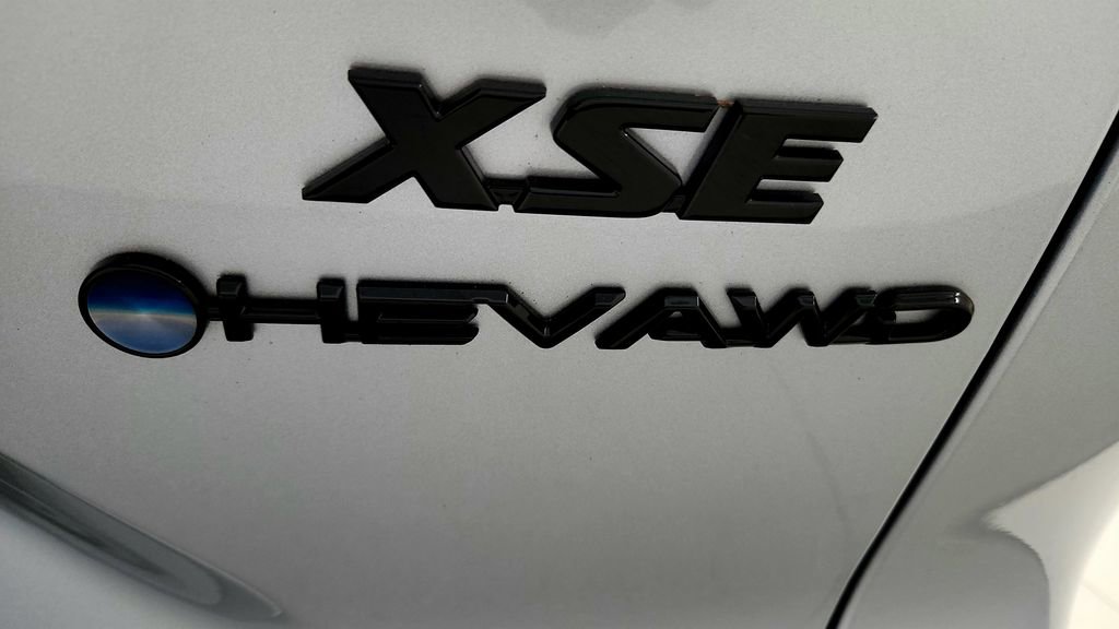 Used 2025 Toyota Corolla Cross AWD Hybrid w/ Convenience Package image 14