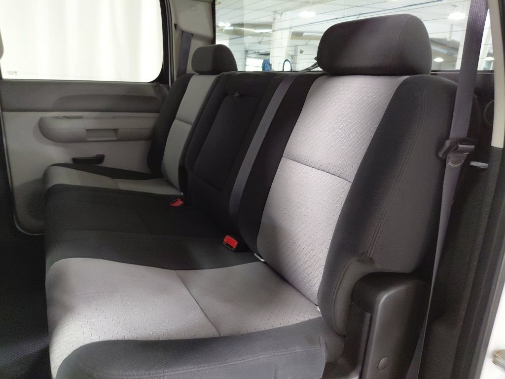 Used 2008 Chevrolet Silverado 2500 W/T AWD/4WD image 18