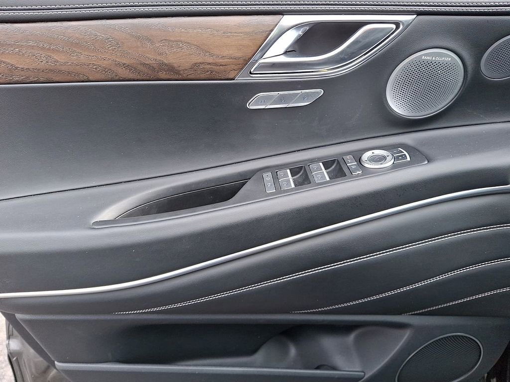 Used 2025 Genesis GV80 2.5T Advanced image 10