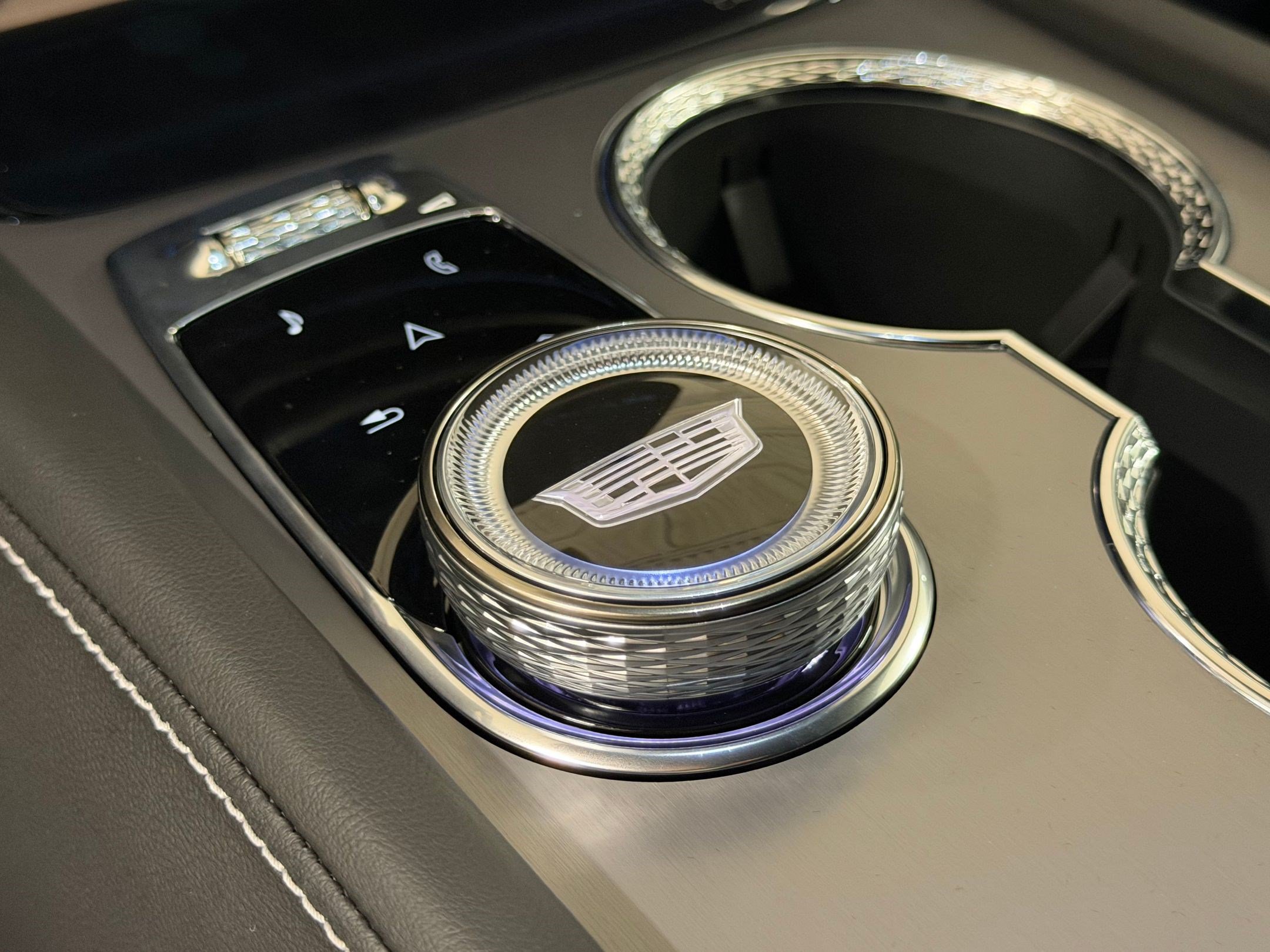 New 2027 Cadillac Vistiq Luxury AWD/4WD image 40