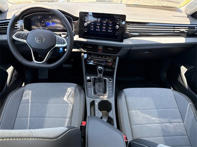 New 2025 Volkswagen Jetta SE image 24