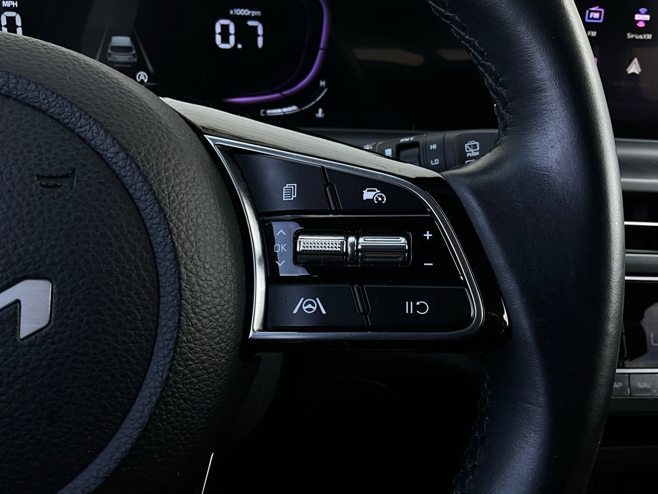 Used 2025 Kia Seltos S image 35