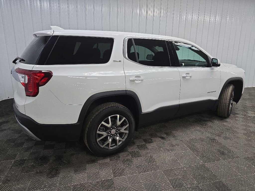 Used 2023 GMC Acadia SLE AWD/4WD image 3