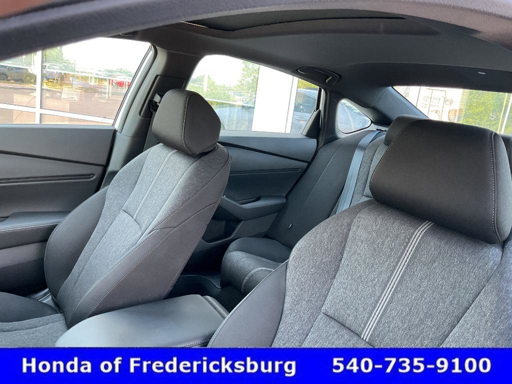 Used 2025 Honda Accord Sport image 26