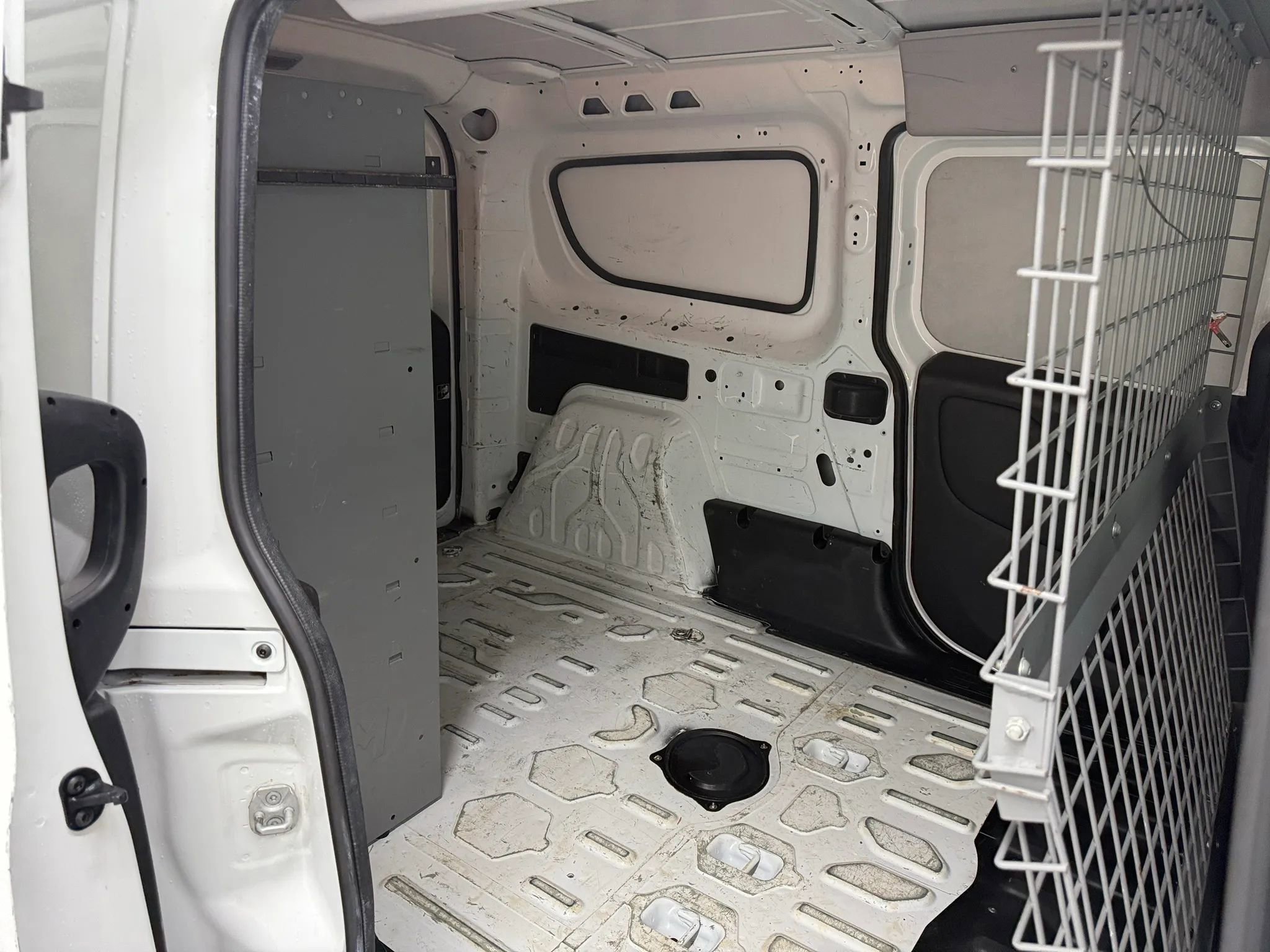 Used 2020 RAM ProMaster City Tradesman image 24