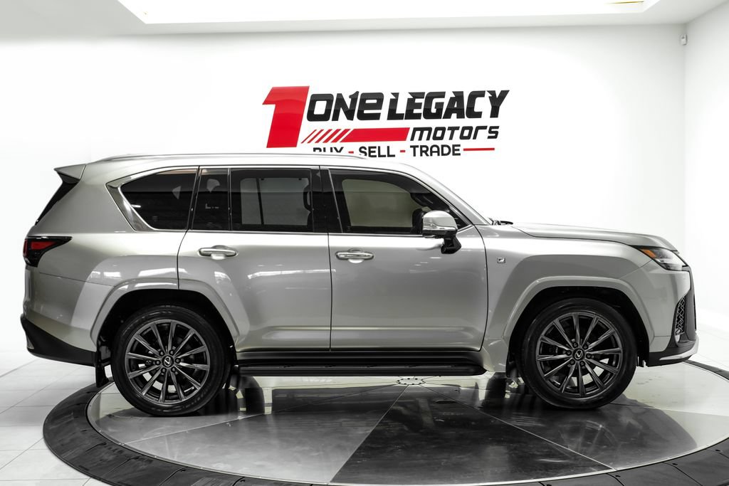 Used 2024 Lexus LX 600 F Sport AWD/4WD image 5