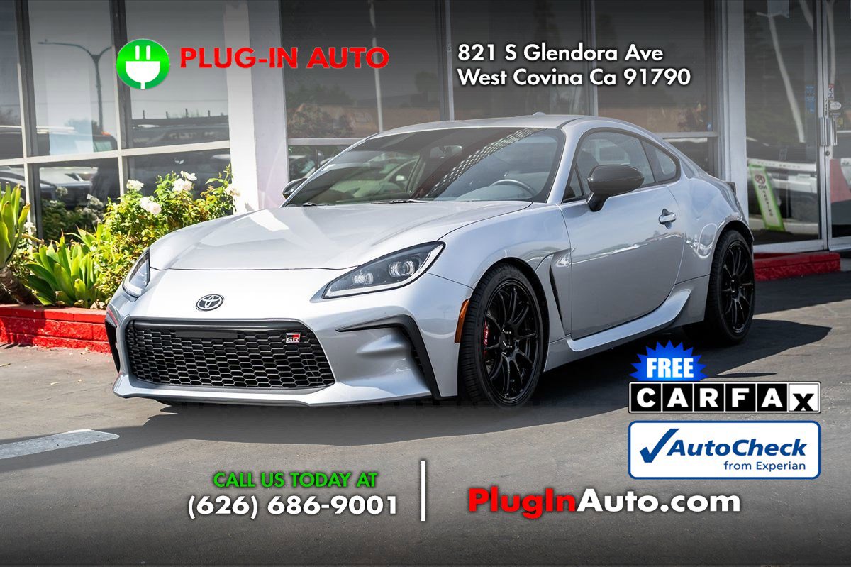 Used 2022 Toyota GR86 w/ ALL Weather Mat Package (TMS) image 1