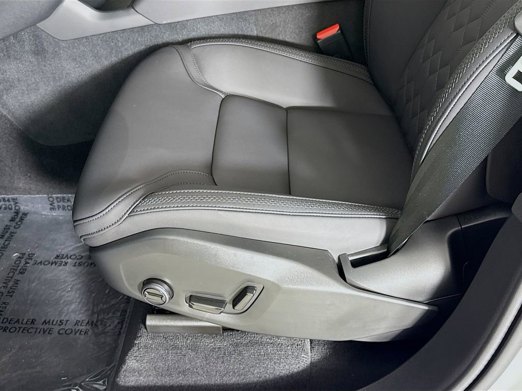 Certified 2026 Volvo XC90 B5 Plus w/ Protection Package image 20
