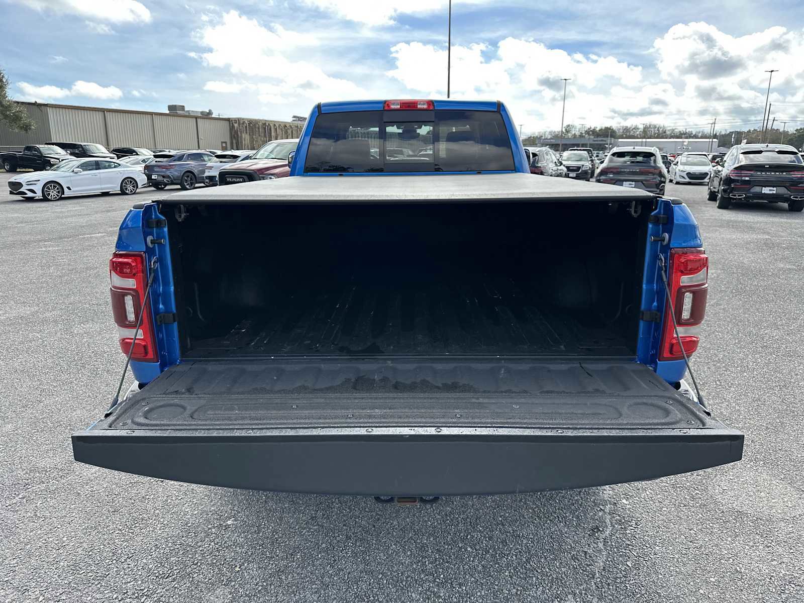 Used 2022 RAM 2500 Laramie image 24