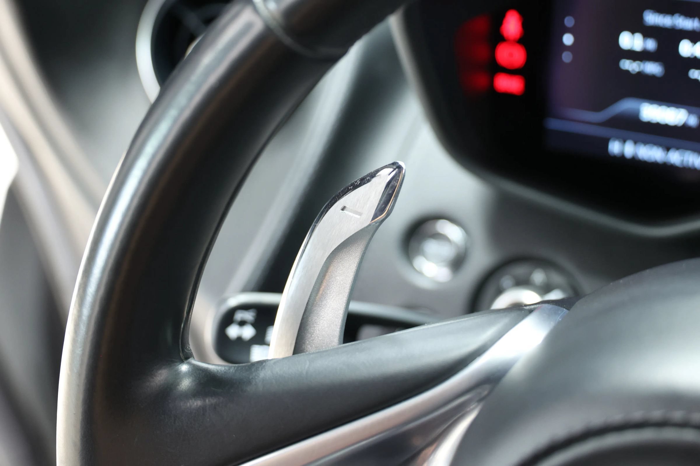 Used 2021 McLaren GT RWD image 34