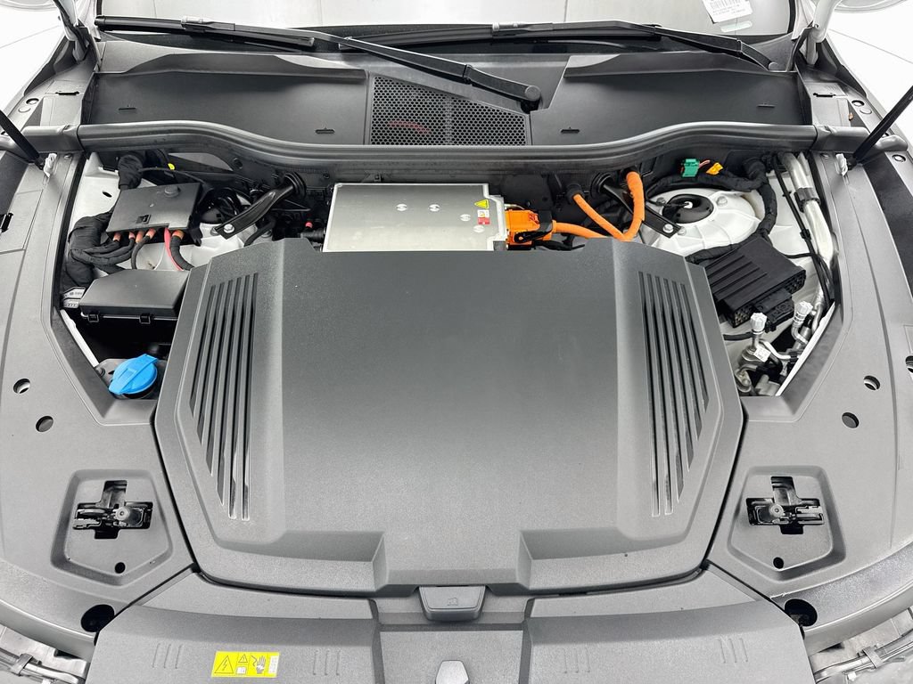 Certified 2024 Audi Q8 e-tron Premium Plus AWD/4WD image 28