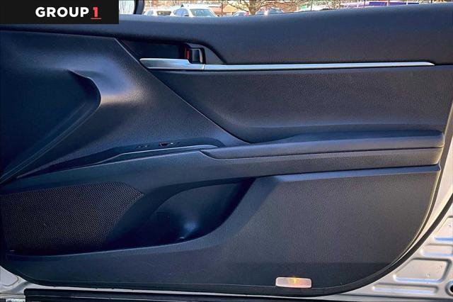 Certified 2019 Toyota Camry SE FWD image 23