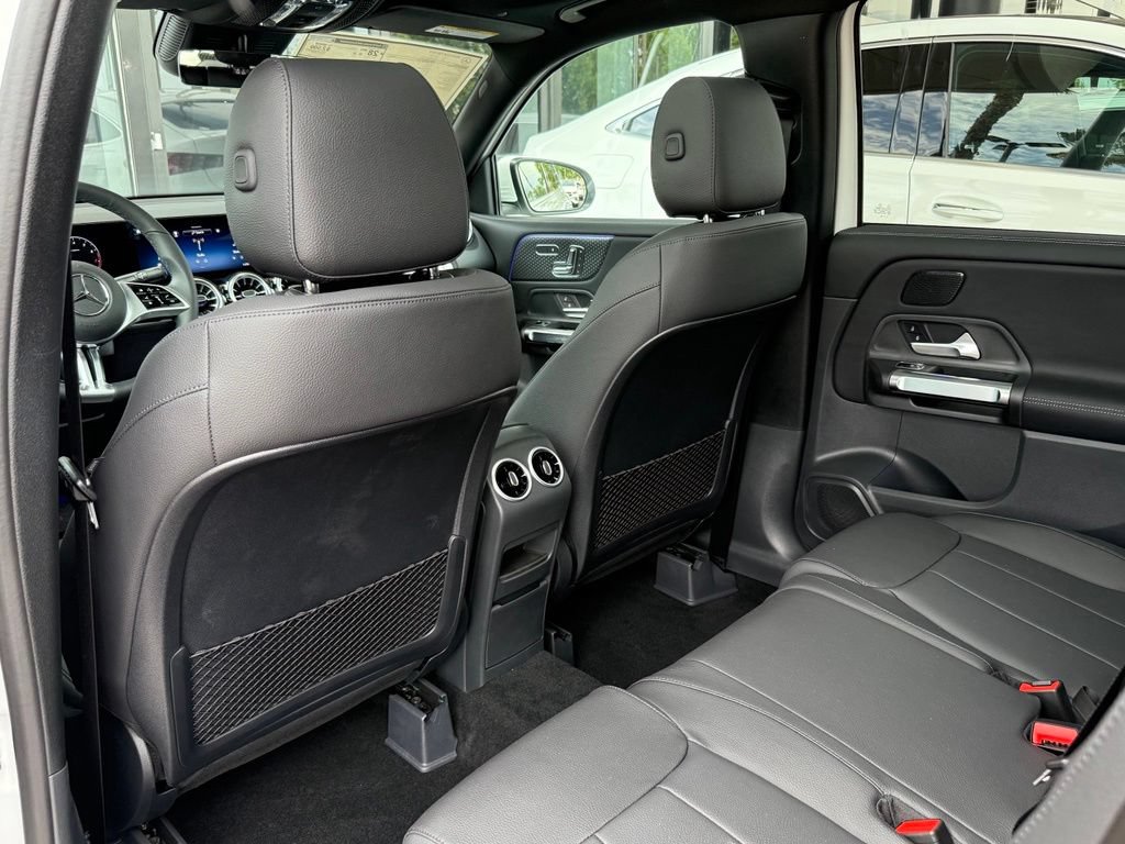 New 2026 Mercedes-Benz GLB 250 image 24