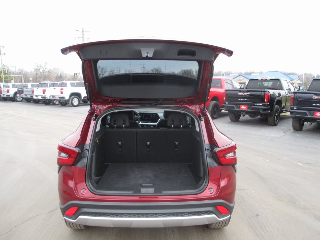 Certified 2025 Chevrolet Trax LT image 7