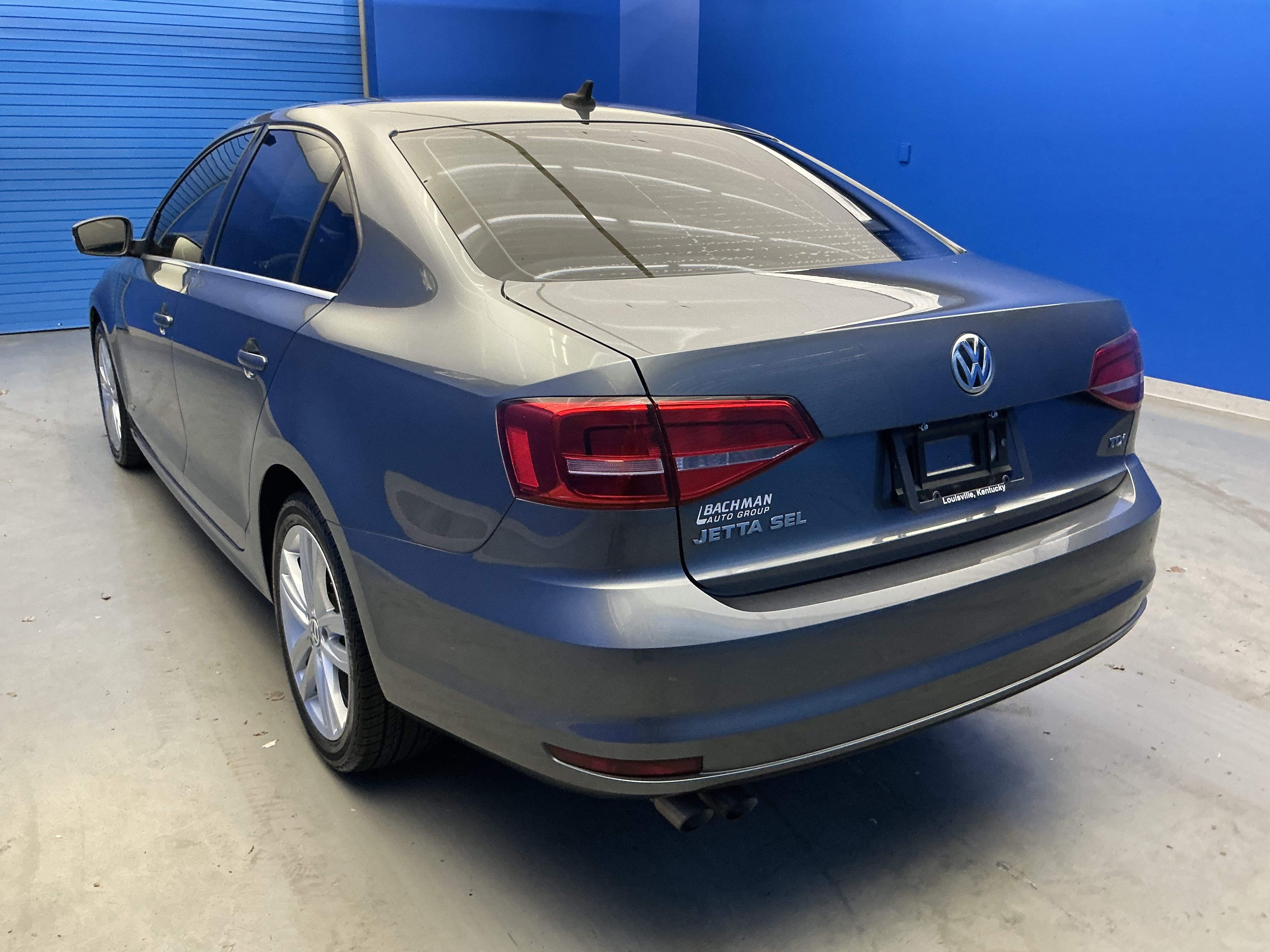 Used 2015 Volkswagen Jetta TDI SEL FWD image 5