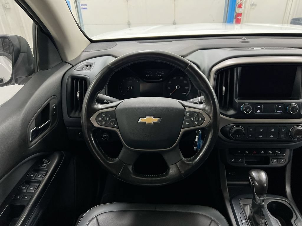 Used 2022 Chevrolet Colorado Z71 AWD/4WD image 11