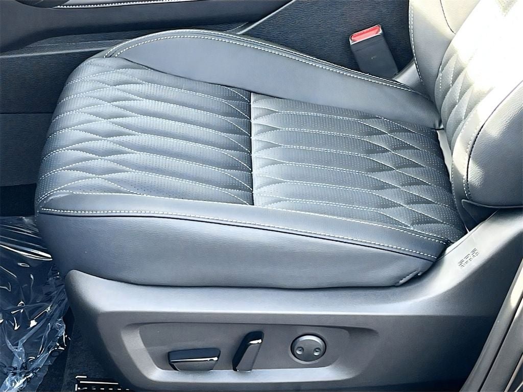 New 2026 Mitsubishi Outlander SEL image 22