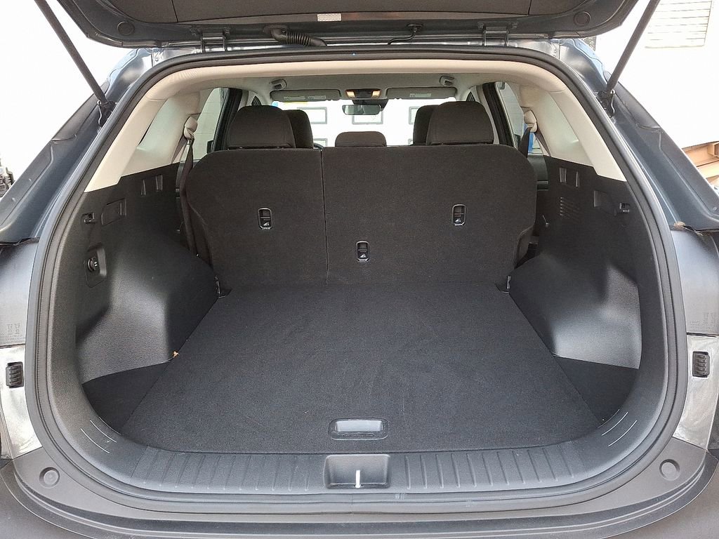 Used 2023 Kia Sportage LX image 28