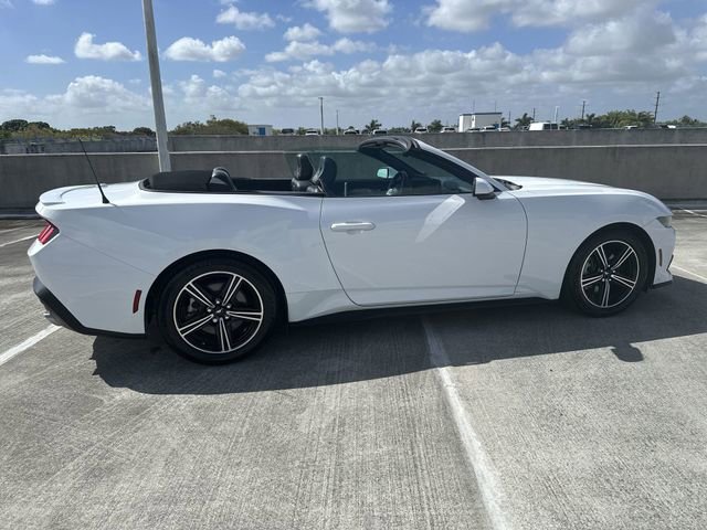 Used 2025 Ford Mustang Premium image 38