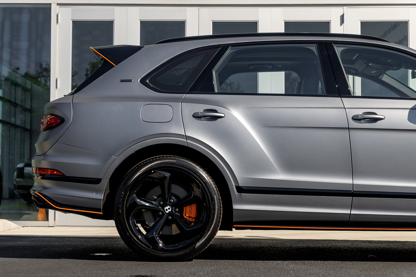 New 2025 Bentley Bentayga image 6