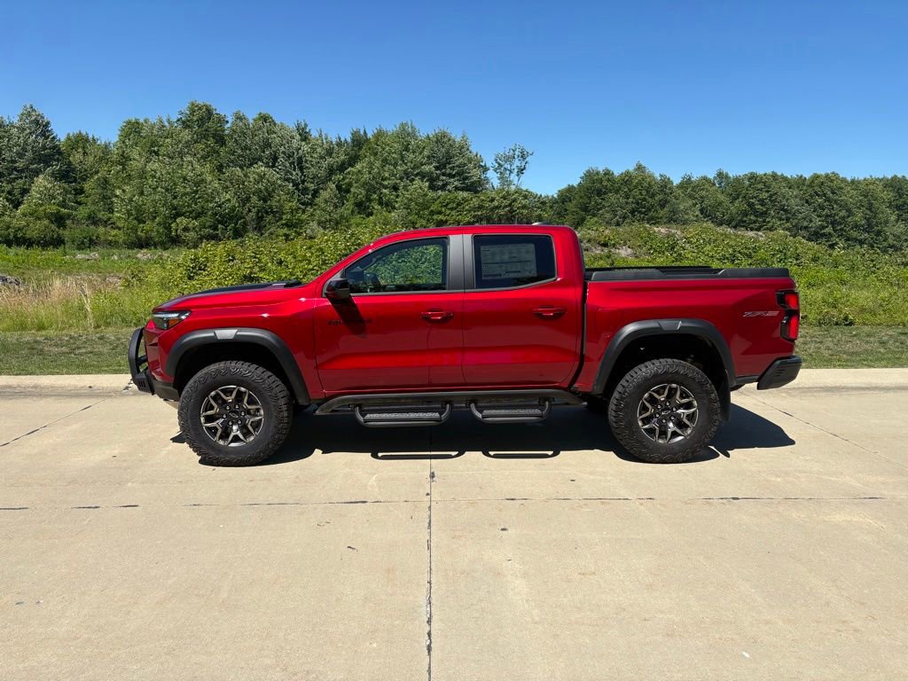 New 2026 Chevrolet Colorado ZR2 w/ Off-Road Front Bumper Package AWD/4WD image 6