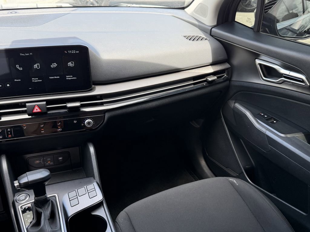 Certified 2026 Kia Sportage LX FWD image 16