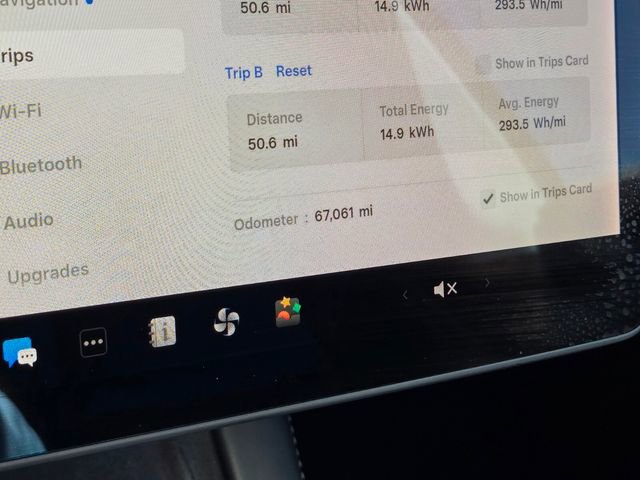 Used 2021 Tesla Model Y Long Range image 28