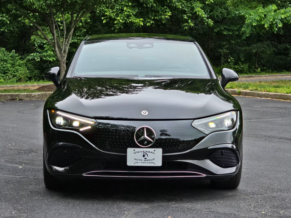 Used 2023 Mercedes-Benz EQE 350+ 4MATIC SUV w/ Exclusive Trim Package image 9
