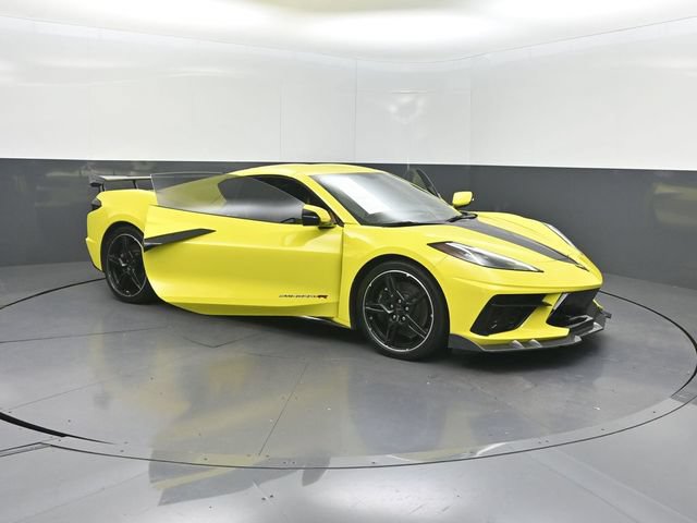 Used 2022 Chevrolet Corvette Stingray Premium Cpe w/ Z51 Performance Package RWD image 35