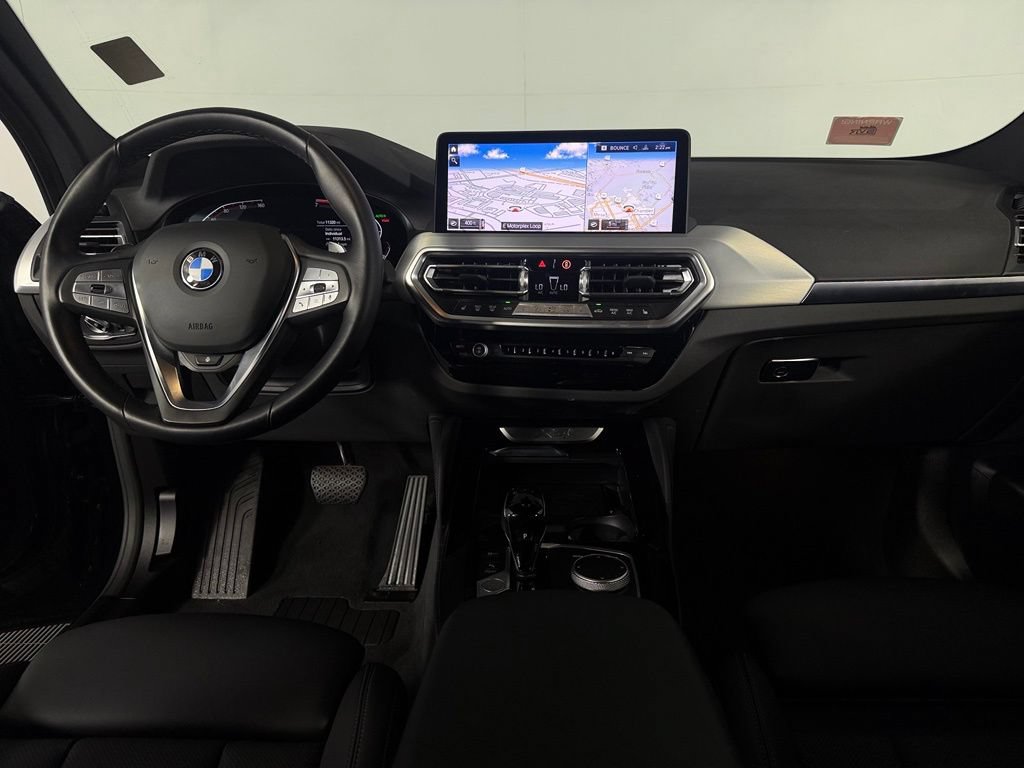 Used 2025 BMW X4 xDrive30i AWD/4WD image 15