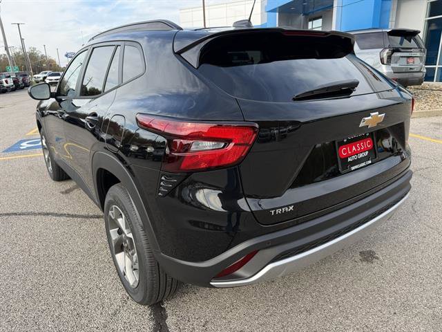 New 2026 Chevrolet Trax LT image 4