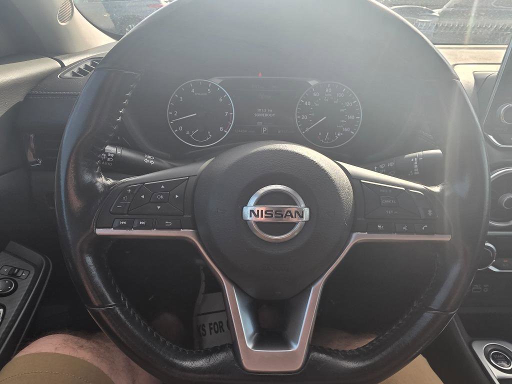 Used 2022 Nissan Sentra SV FWD image 14