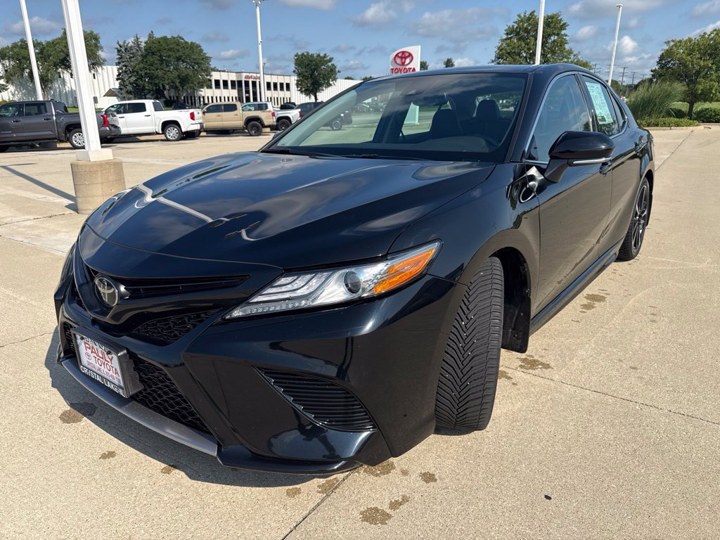 Used 2019 Toyota Camry XSE FWD image 6