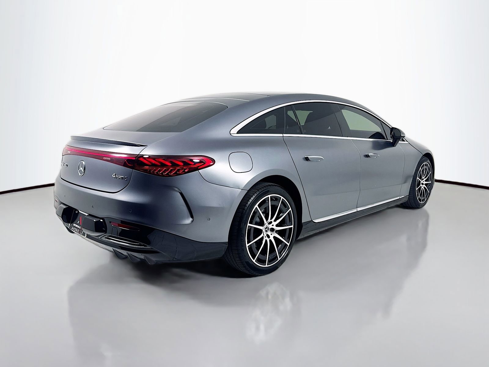 Used 2022 Mercedes-Benz EQS 580 4MATIC Sedan image 7